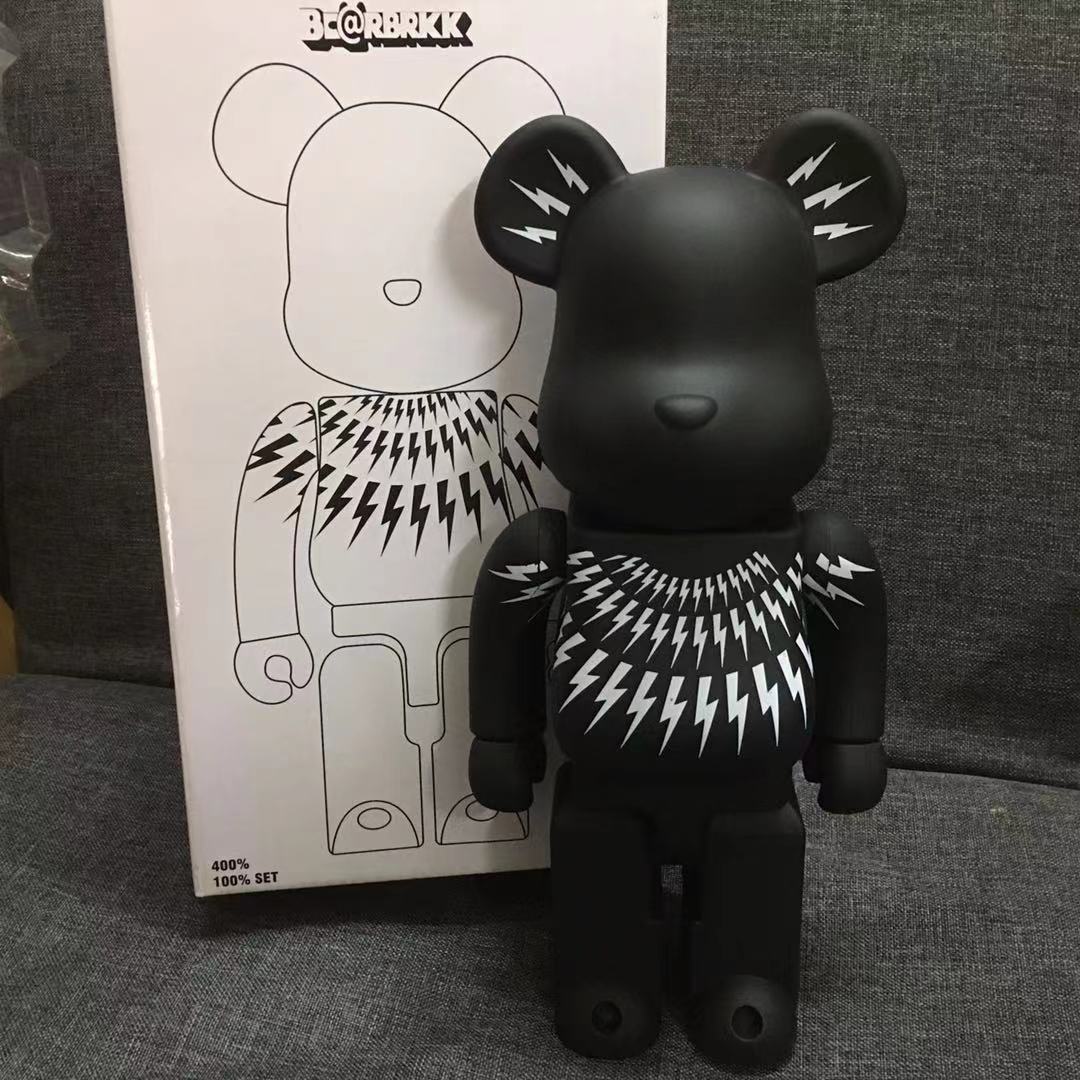 bearbrick400 暴力熊澳门限定黑白闪电黑豹联名潮玩摆件礼物批发