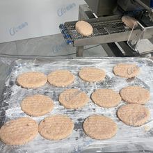 海鲜蔬菜饼成型机 牛肉饼商用塑成机 鸡肉猪排肉泥成型机冷冻牛肉