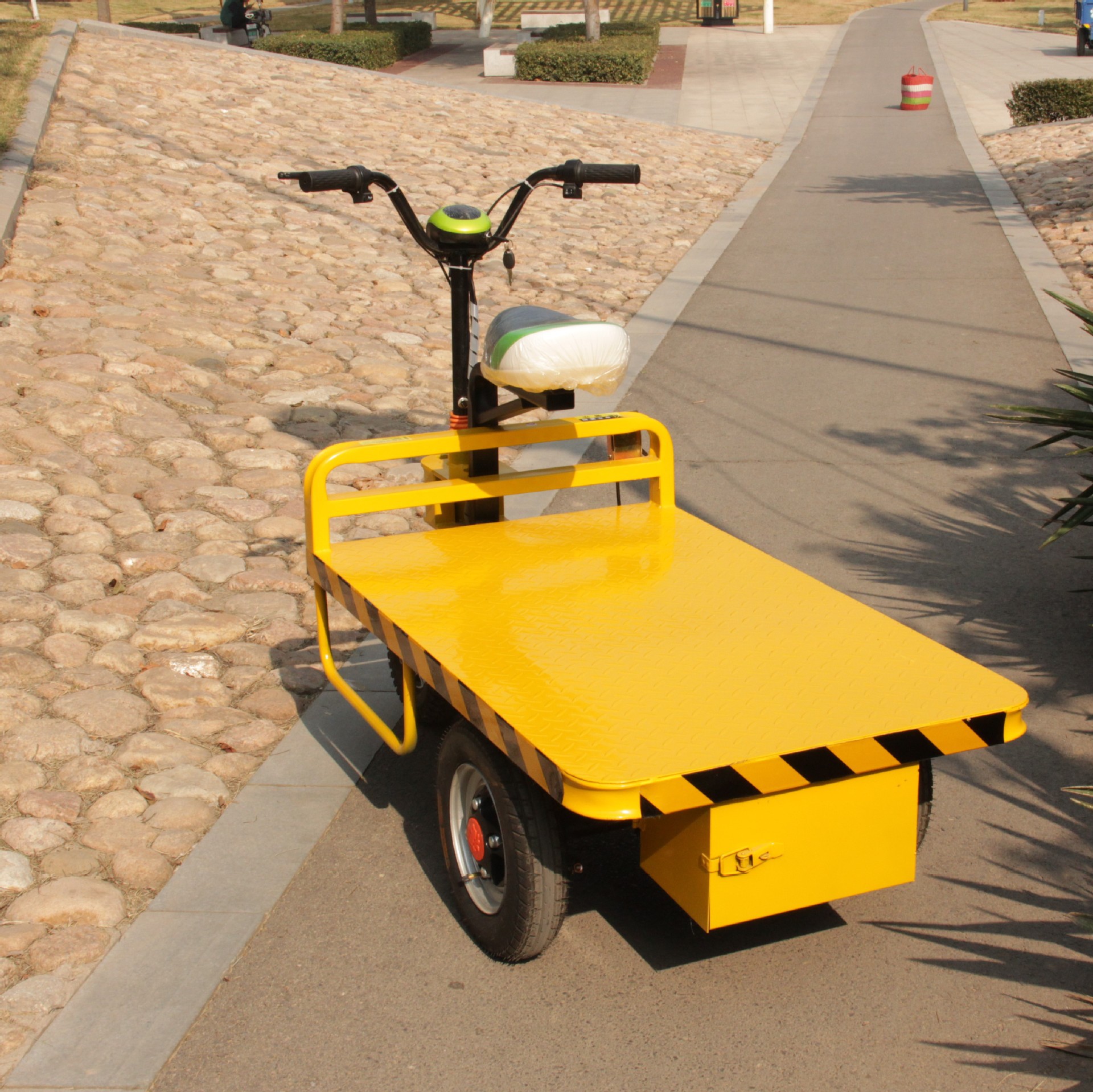 四川电动四轮周转车 倒骑驴四轮运输车 平板运输电动车 货物转运