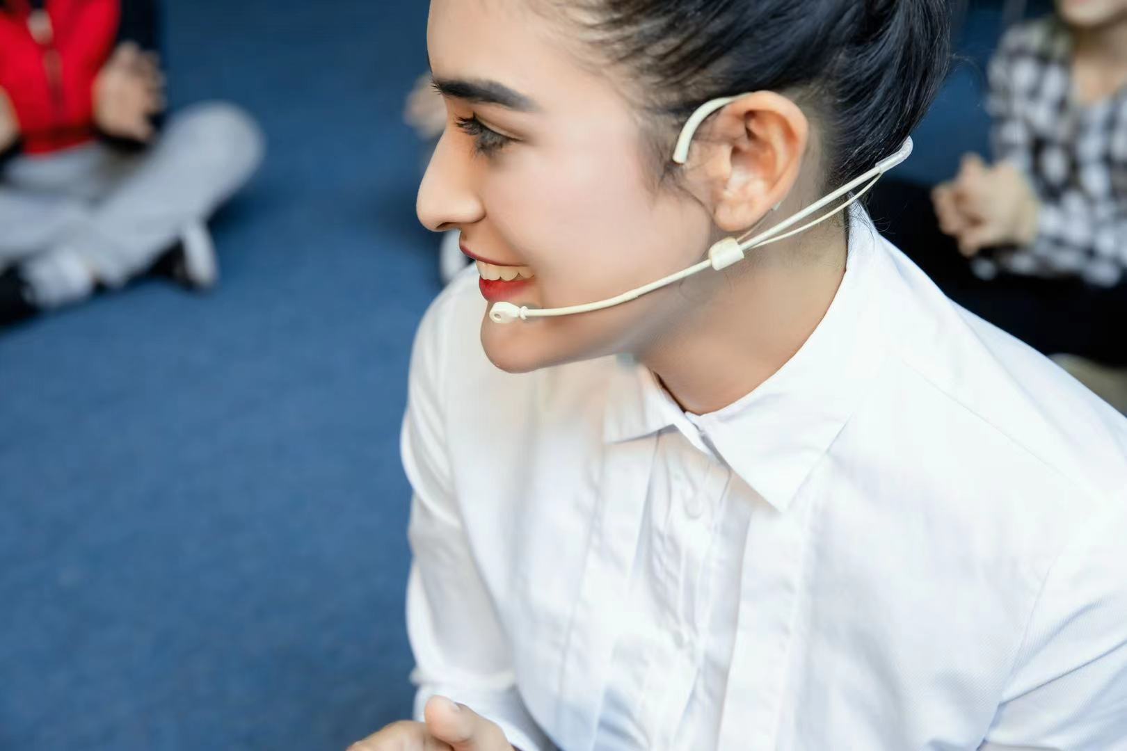 麦克风话筒演出教学会议剧院直播耳挂头戴式话筒麦老师