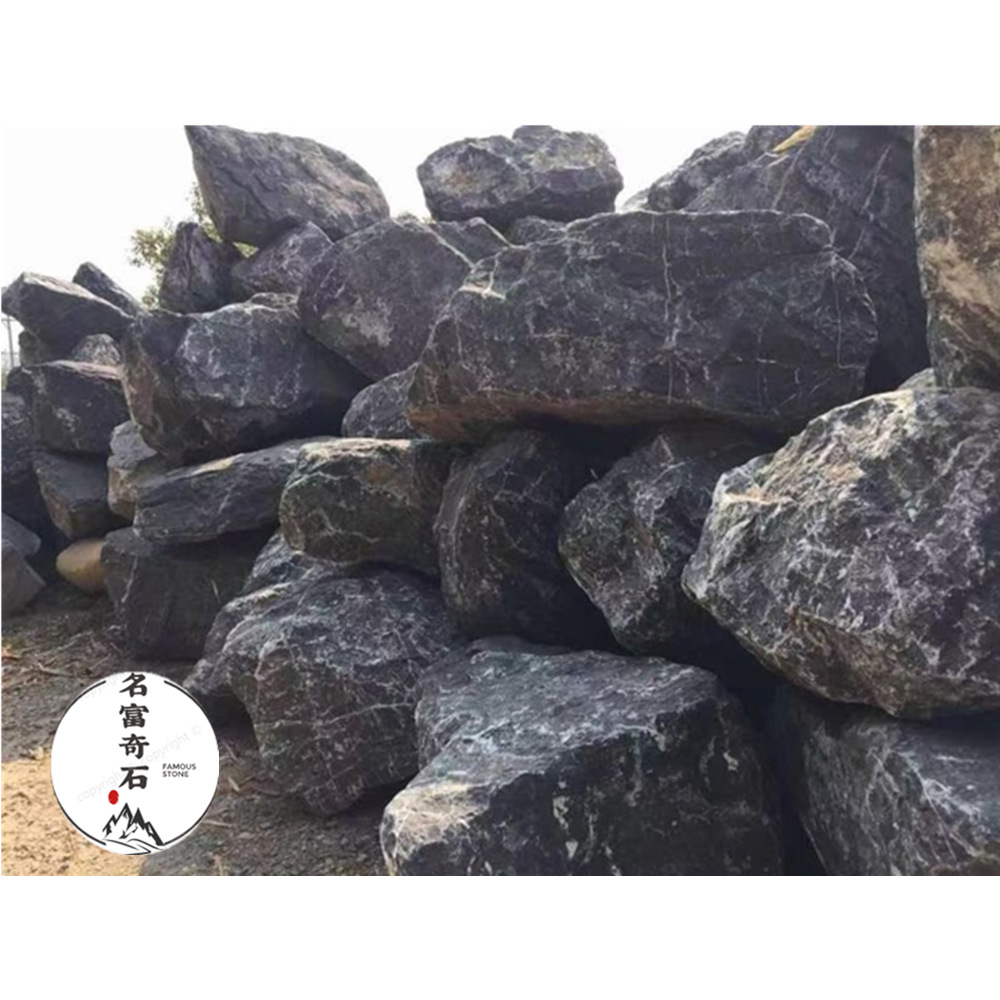 江西黑山石_野山石原产地出售_黑山石工地堆砌图片公园别墅景观石