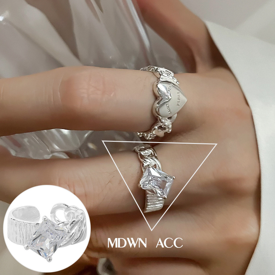Moonstone Love Heart-Shaped Ring Female Retro Fashion and Personalized Heart-Shaped S925 Silver Opening Ring Temperament Elegant Index Finger Ring