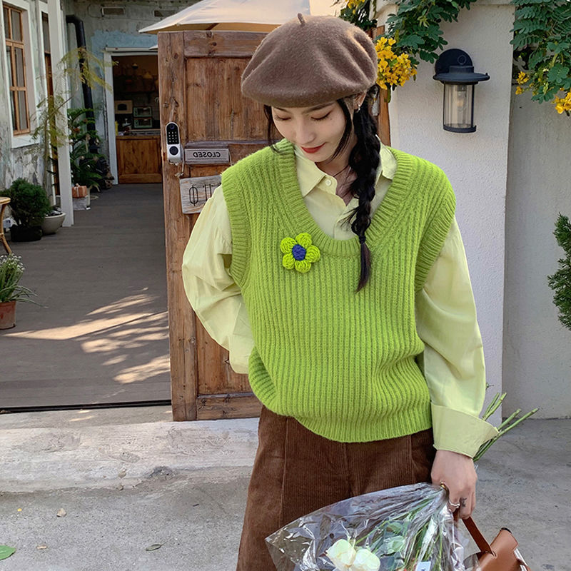 甜美少女绿色花朵针织马甲外穿早春日系慵懒风宽松叠穿短款背心潮