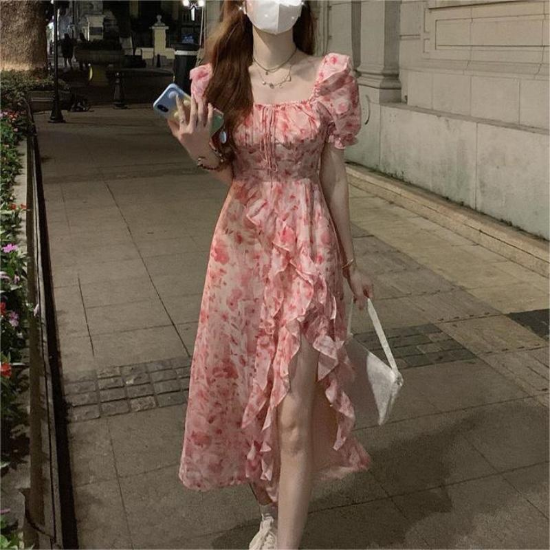 Floral Square Collar Split Atmosphere Dress for Women Spring 2023 New Cinched Slimming Short Sleeves Elegant Long Dress