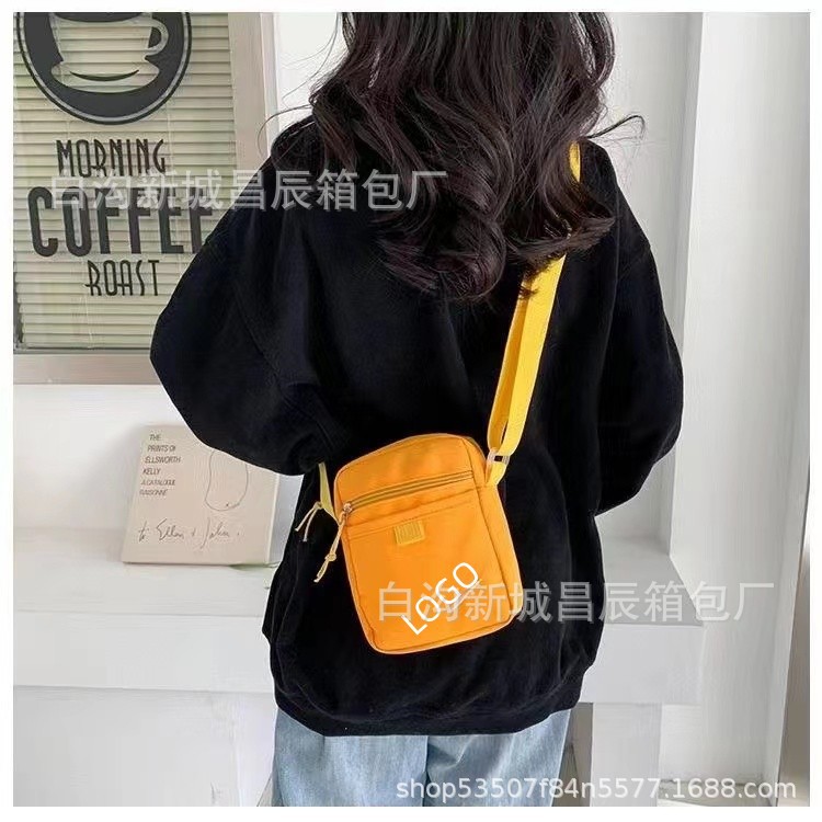 Summer New Lightweight Three-Layer Phone Cloth Bag Men's and Women's Same Sports Multi-Functional Messenger Bag Large Capacity Gym Bag