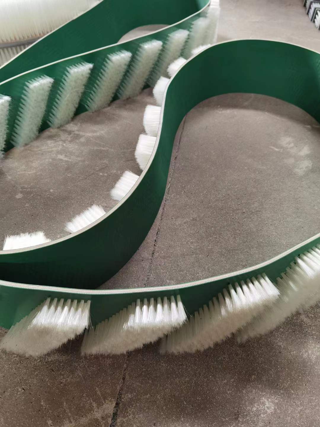 和恒供应 环形皮带毛刷 皮革机械皮带毛刷 机械皮革扫灰皮带刷