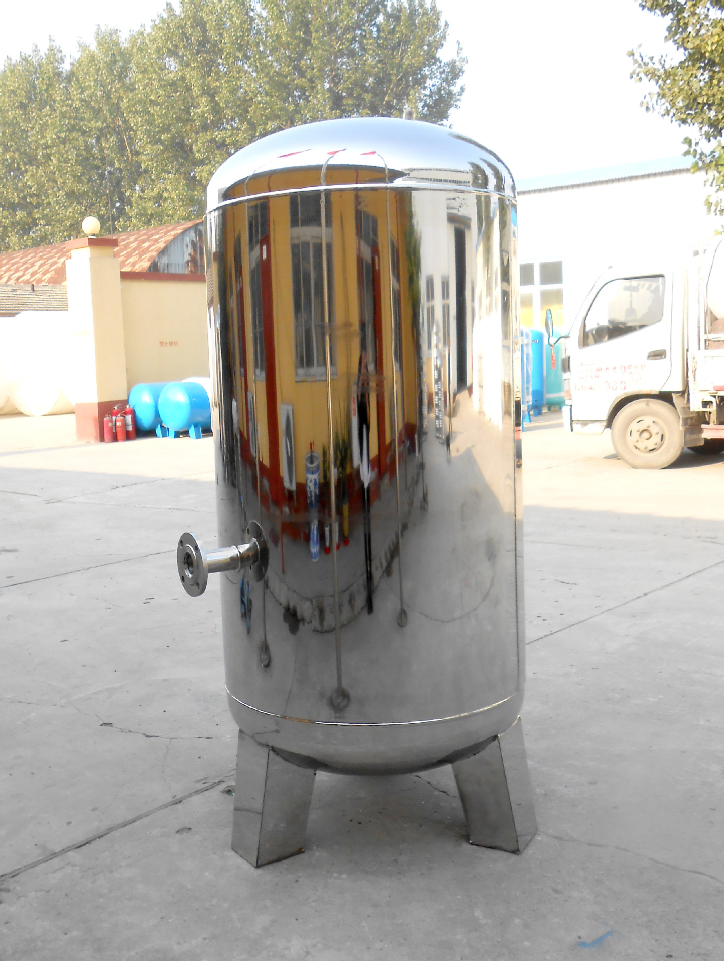 1吨500升压力罐家用无塔供水器水塔酒店建筑增压水箱-阿里巴巴