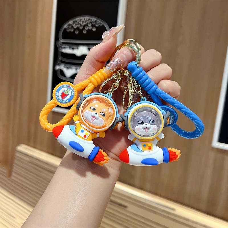 Creative Travel Spaceman Keychain Cute Cosmo Dog Space Cat Rocket Animal Key Chain Men's Bag Pendant