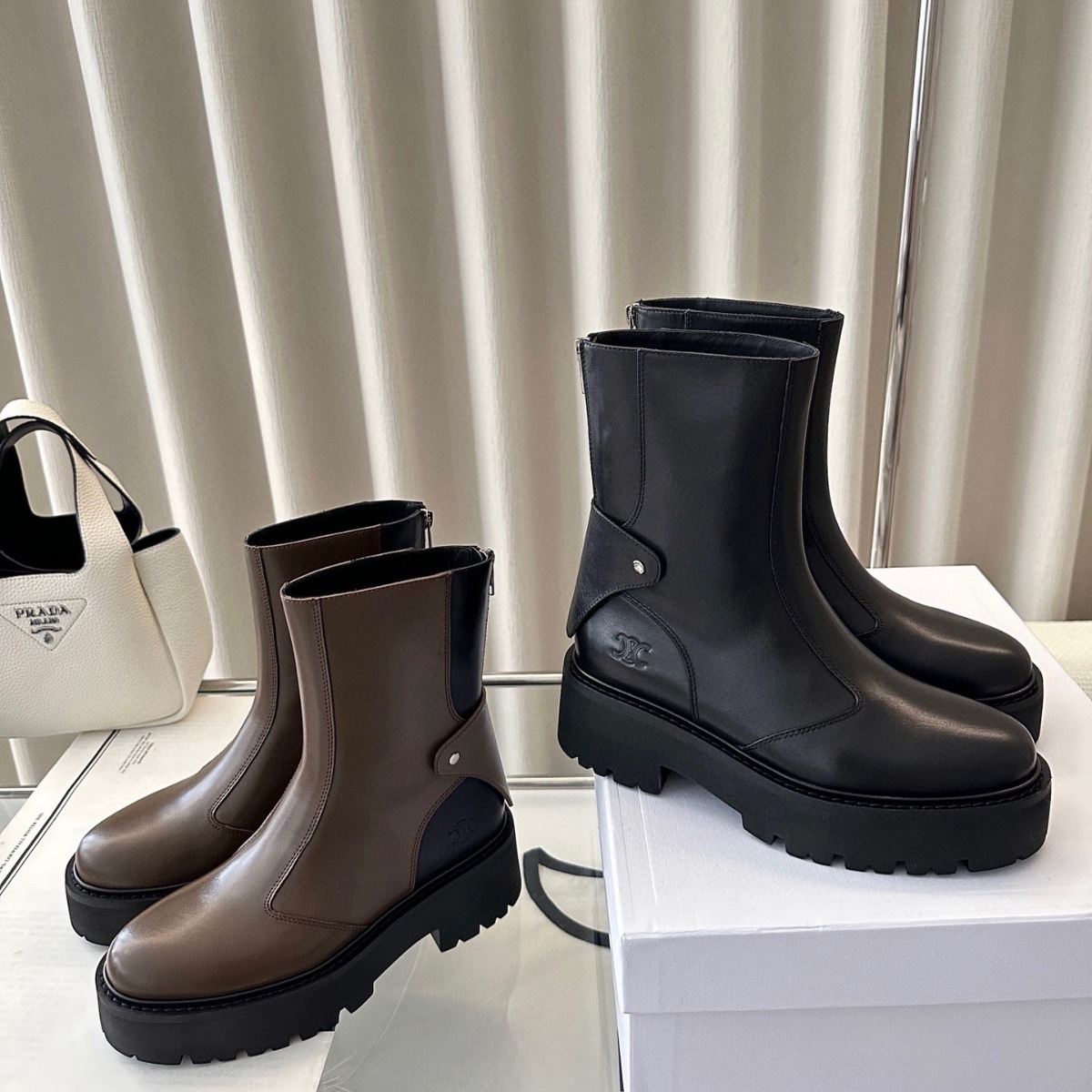 bulky 凯旋门23秋冬头层牛皮马丁靴后拉链厚底中筒靴欧美大牌原标