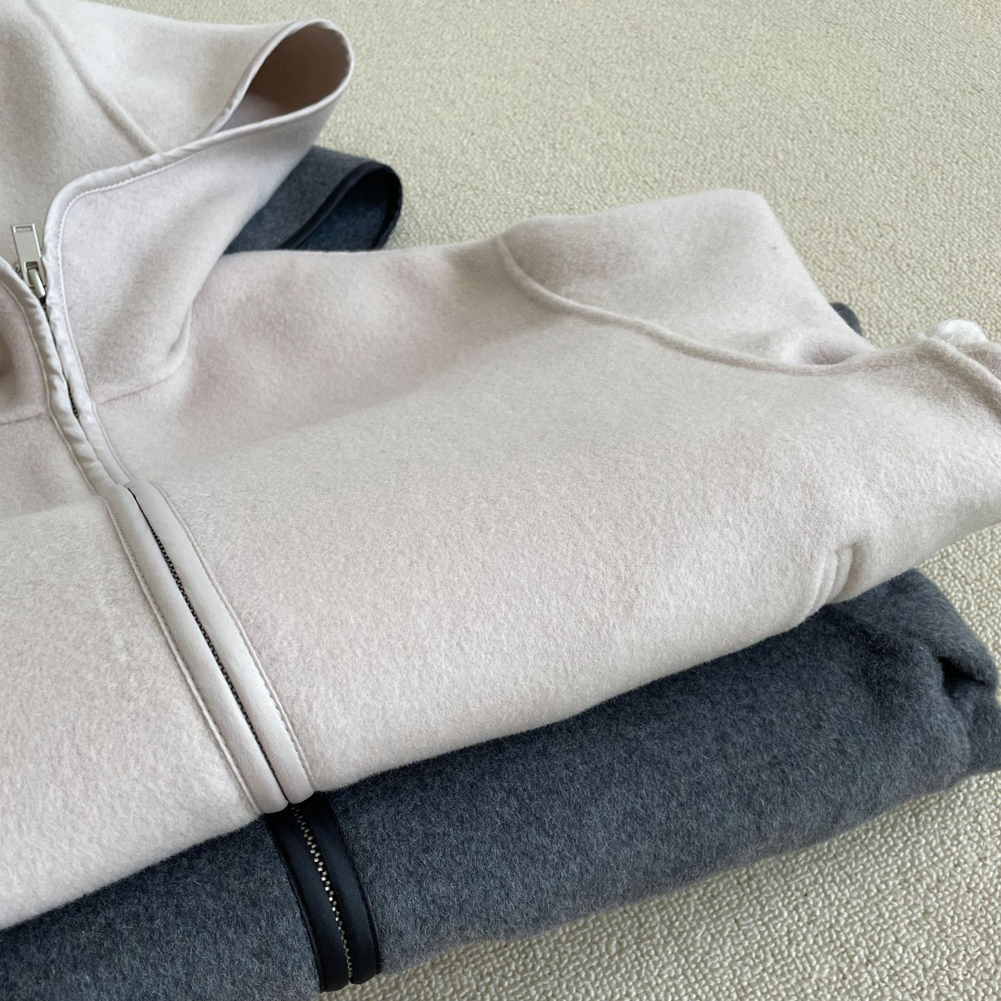 171002!原料订单 C0S两色羊毛连帽拉链双面毛呢大衣女