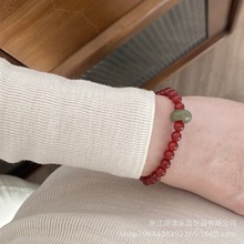 新中式国风复古红玛瑙和田玉跑环红绿撞色圆珠手链红色系百搭配饰