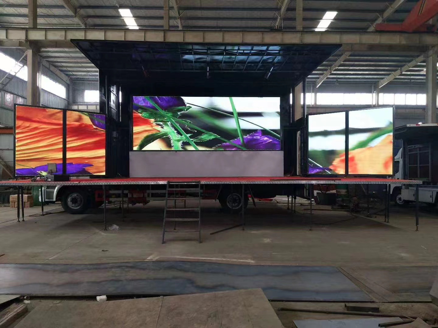 6米黄牌流动舞台车 全国巡展大篷车 led演出宣传车户外颁奖车