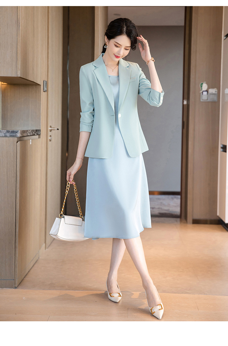 浅绿色艺考播音主持人正装套装女面试服装职业连衣裙工装套装春季