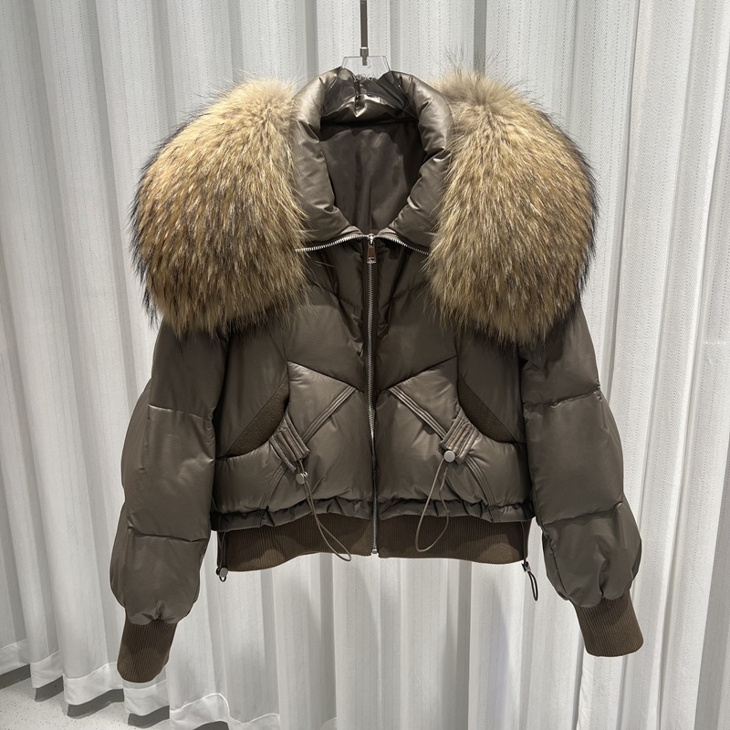 2023年秋冬新款鹅绒服超大貉子毛领皮草外套女面包款加厚欧货外套