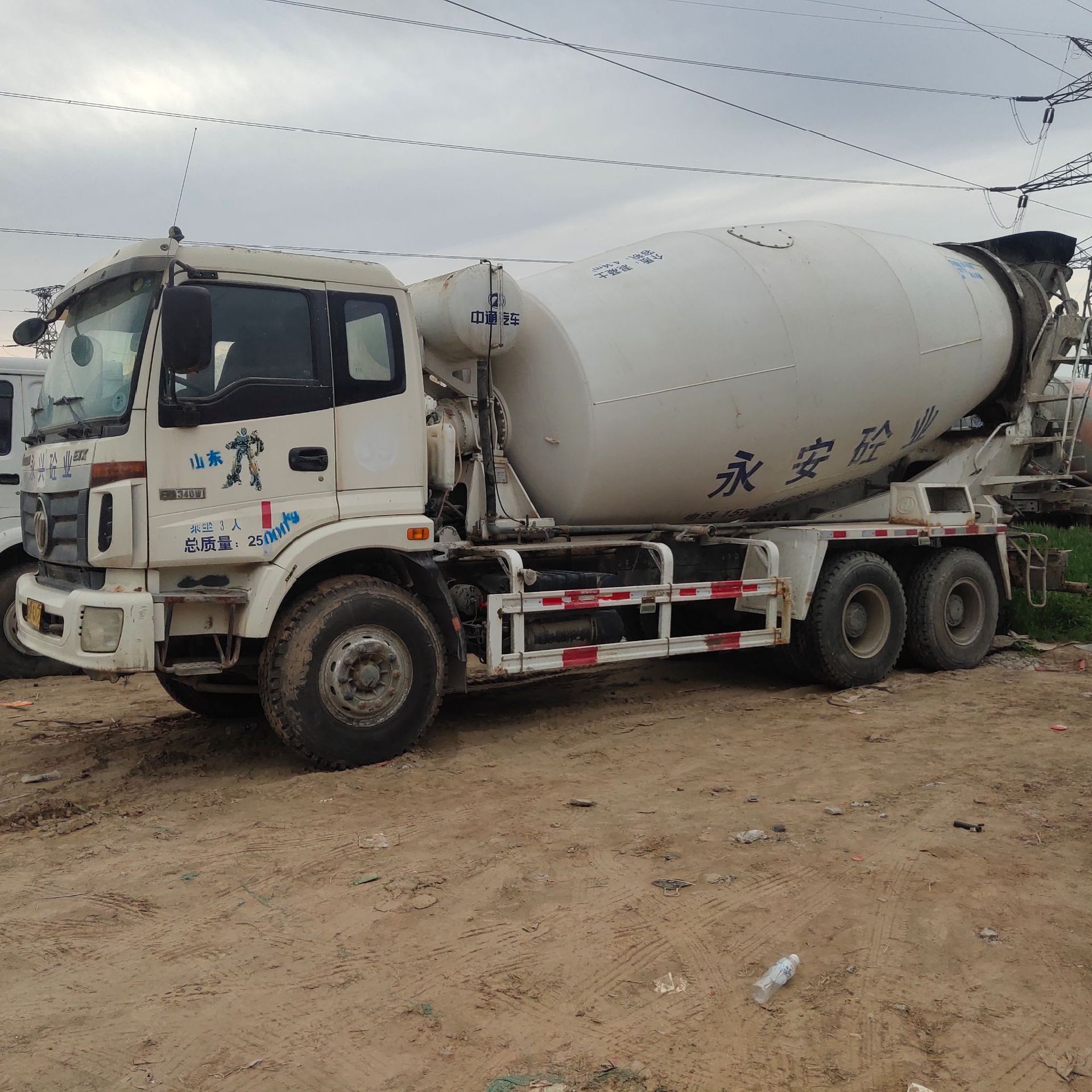 二手混泥土商混车 2手16年混凝土搅拌车 14年混凝土搅拌运输罐
