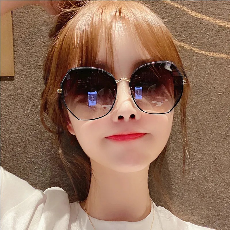 2024 women‘s sunglasses ins internet celebrity same style sunglasses street shot tiktok kuaishou korean polarized sunglasses