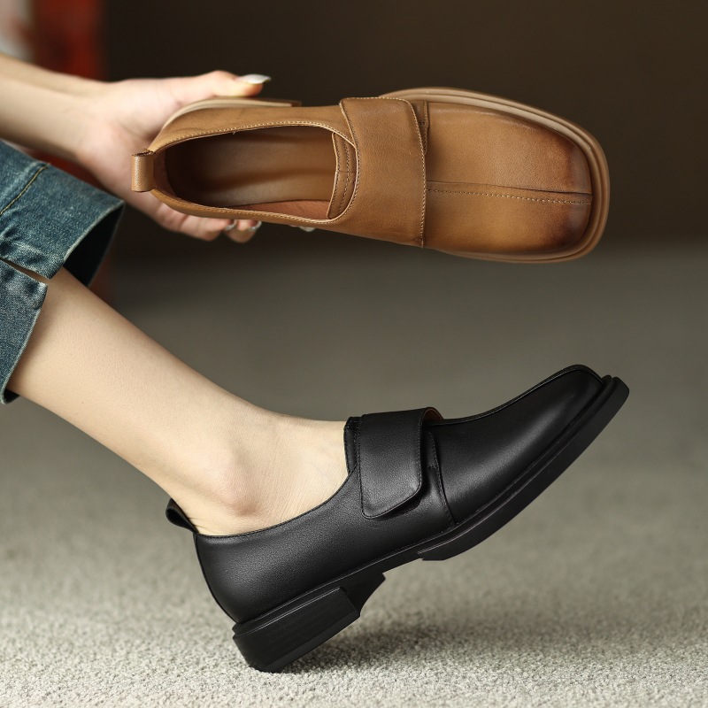 2023春夏新款牛皮方头休闲平底鞋复古风小皮鞋黑色舒适单鞋女40码