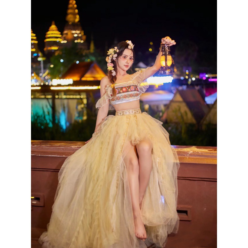 哈尼族公主服装云南丽江西双版纳服装写真服饰网红风拍照出片衣服