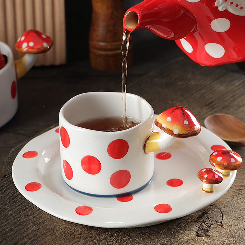 蘑菇陶瓷杯马克杯女生高颜值套装家用咖啡水杯可爱创意日式办公室