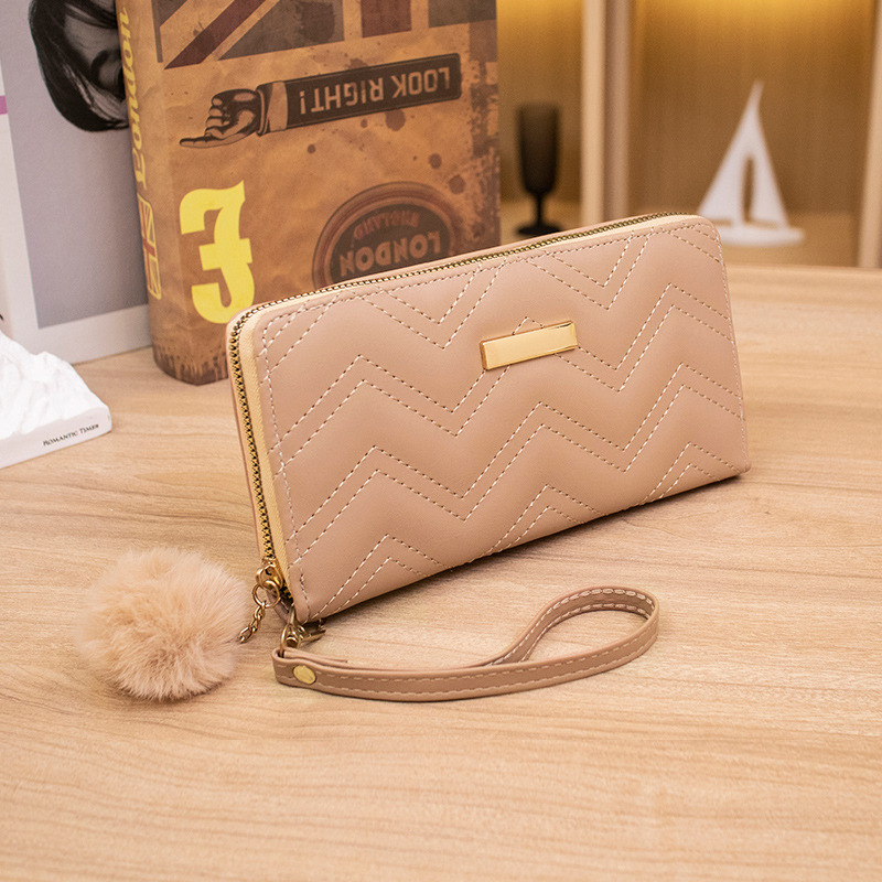 Long Tri-Fold Bag 2022 New Ladies' Purse Wave Pattern Iron Long Wallet Factory Live Gift Pouch