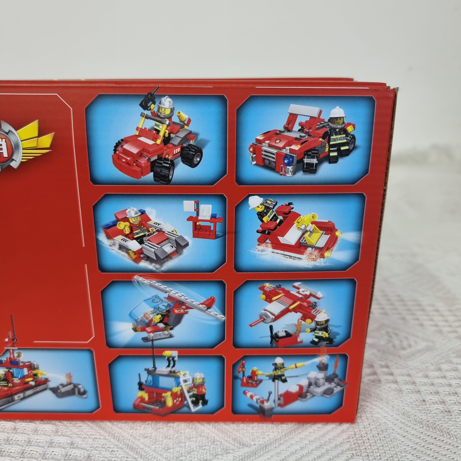 正博多功能消防车四合一小颗粒积木消防喷水车云梯车diy拼装玩具