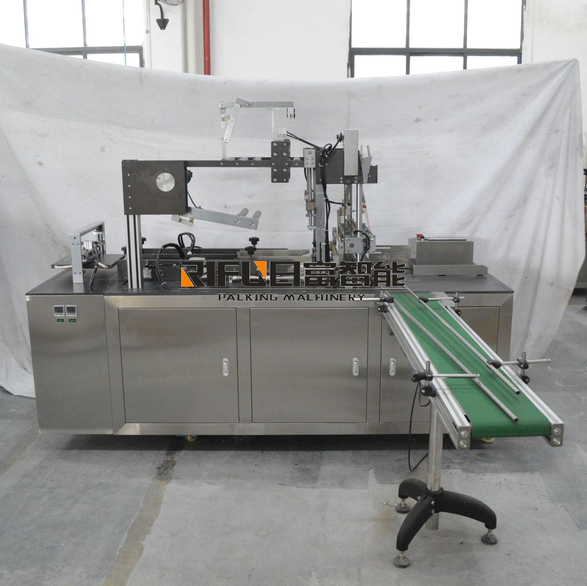 自动扑克牌三维机 卡牌集合式三维包装机 大盒子三维烟包机