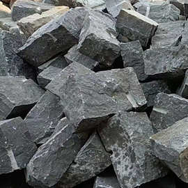 批发山东石材青石板老石块 砌墙料石护坡石垒墙石毛石