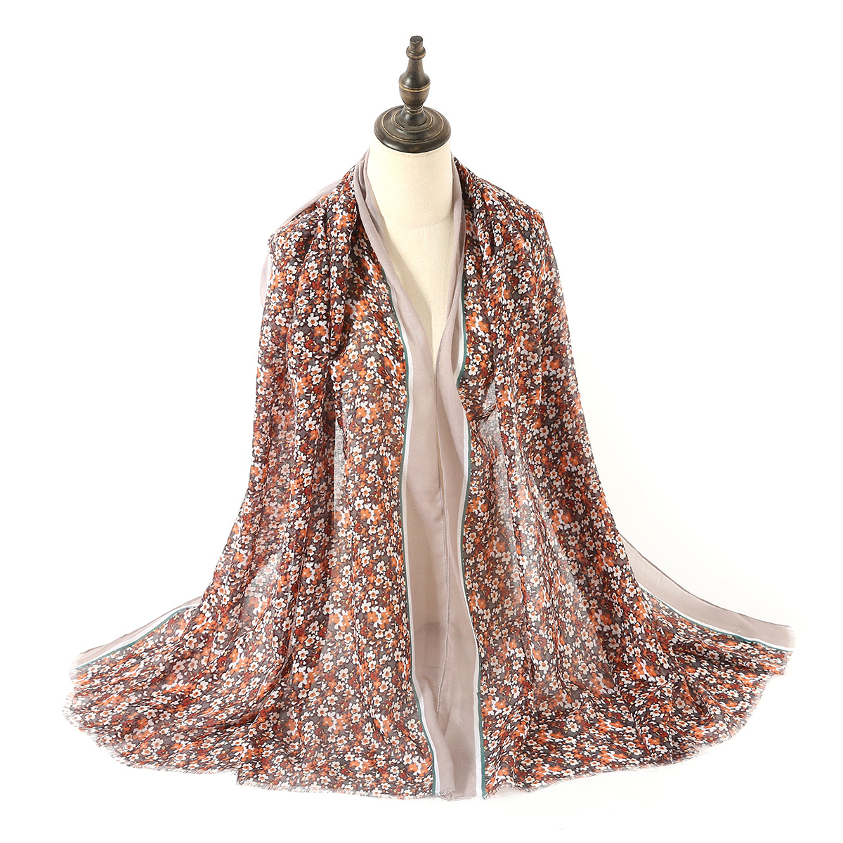 One-Piece Delivery New Export European and American Fashion Classic Printed Floral Cotton and Linen Scarf Shawl Factory Wholesale