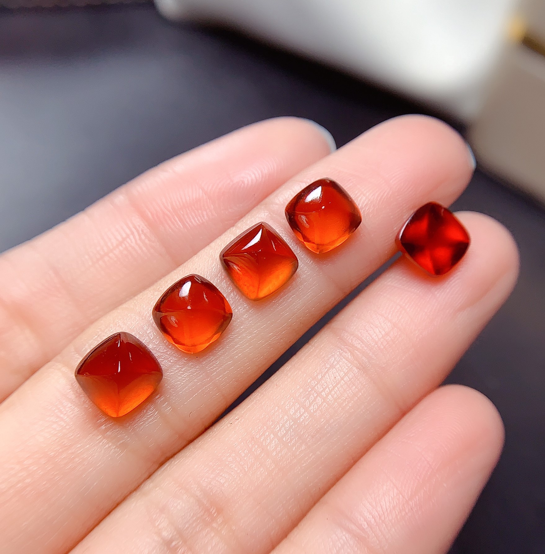 优质天然芬达石榴石 糖塔枕形6/7/8mm裸石戒面 代加工首饰 女