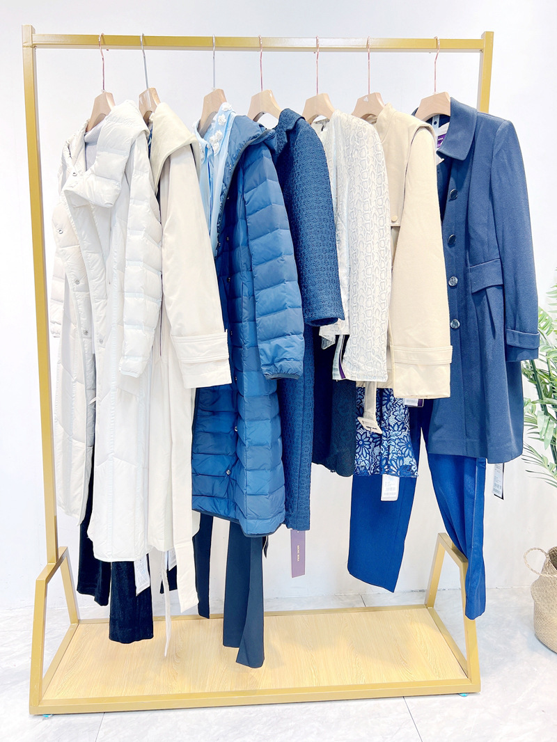 冬装外套女装直播货源批发杂款尾单清货衣服品牌撤柜折扣库存货