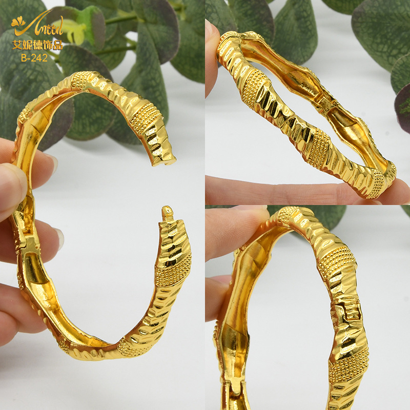 新款24k迪拜沙金手镯新娘结婚饰品金镯子印度中东女式金手镯现货