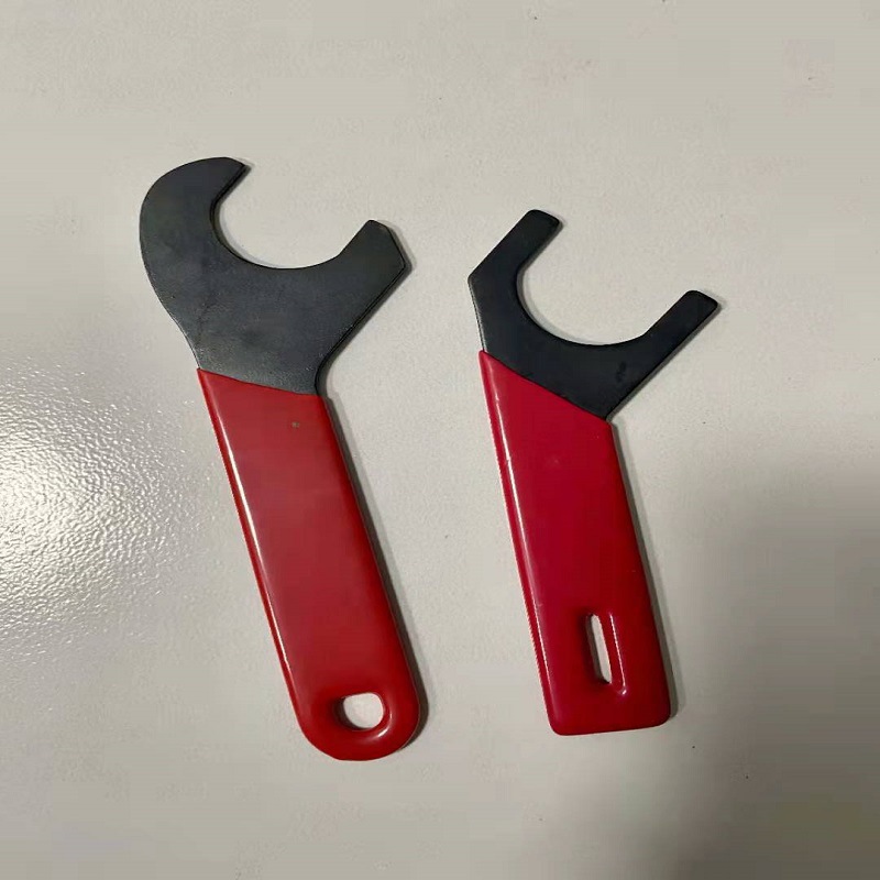 提供浸塑加工五金件包胶健身器材包胶