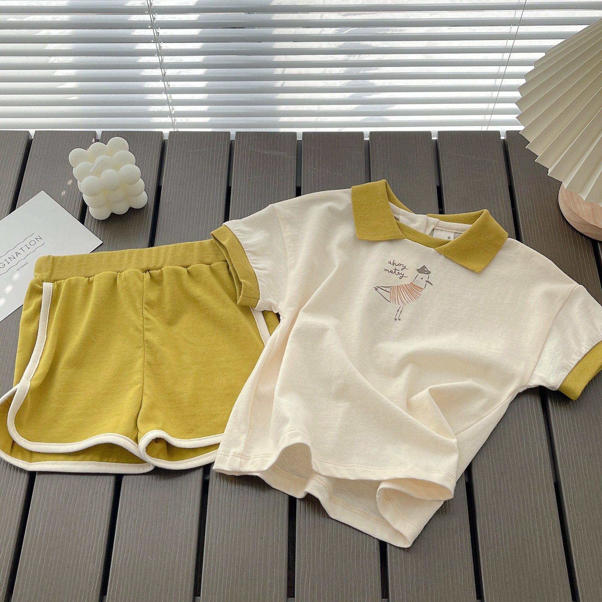 Children's Short-Sleeved Suit 22 Summer Baby Printed T-shirt Korean Style Sweater Children's Sportswear Children's Beach Suit Fashion