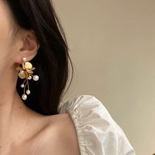 可爱气质超仙花朵珍珠长款甜美复古夸张银针耳饰女韩国精致女耳坠