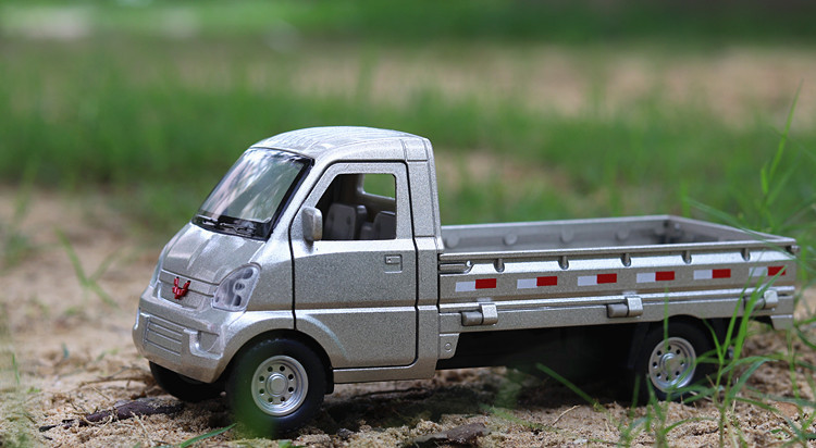 (盒装)仿真1比32彩利信合金柳州小货车模型摆件玩具创业神车