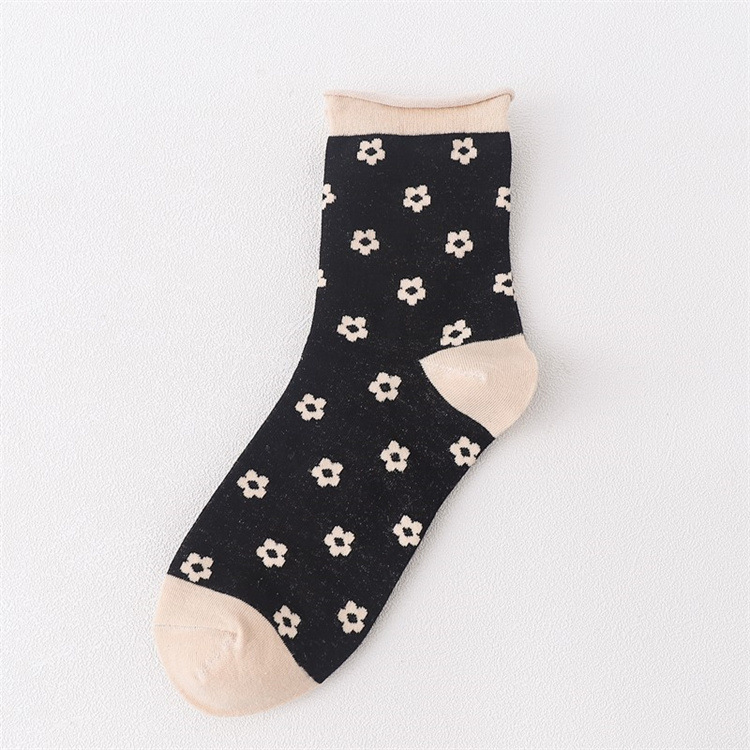 22新品袜子女卷边小花袜子日系 ins潮中筒袜甜美学生百搭袜