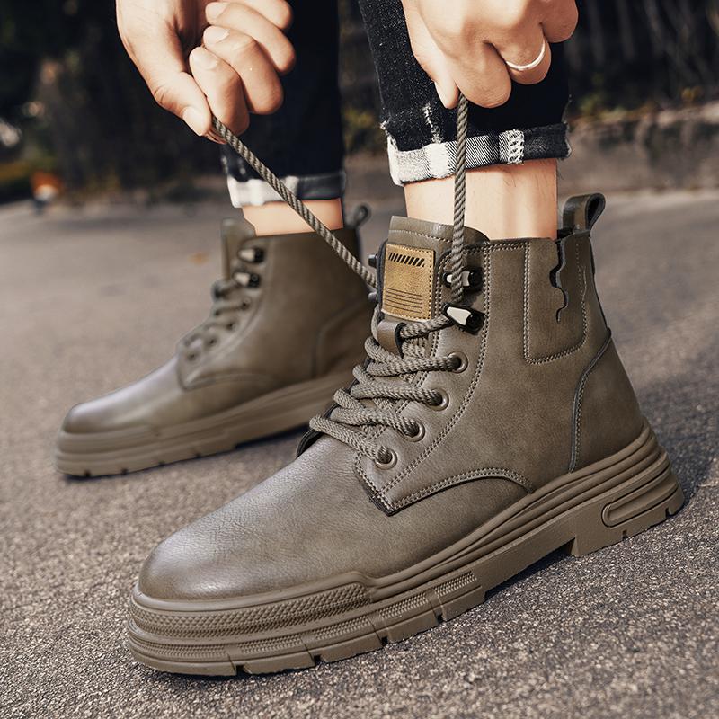 2023 Autumn and Winter Simplicity Middle High Top Dr. Martens Boots British Style Tooling Motorcycle Shoes Retro Casual Shoes Trendy Leather Shoes Men‘s Shoes