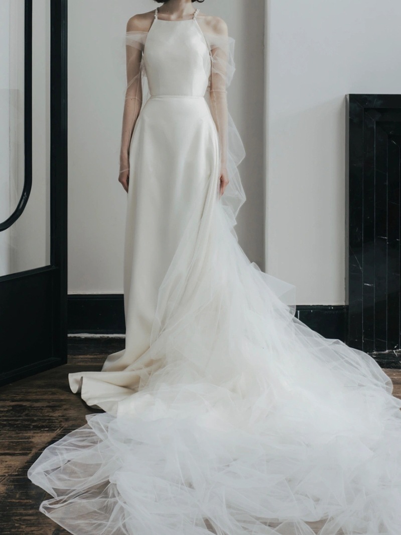 婚纱2022春夏新款缎面仙气质拖尾森系旅拍轻纱厂家批发