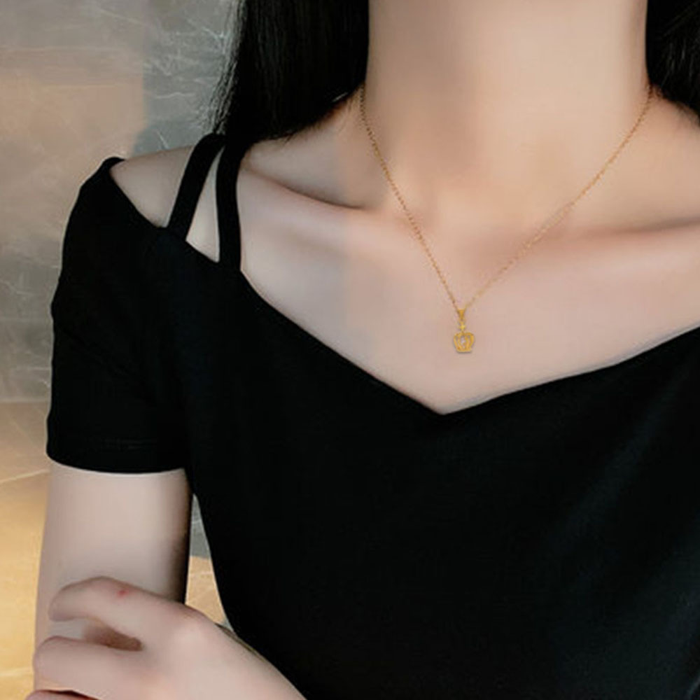 Simple Crown Lantern Pendant Necklace Titanium Steel Elegant Graceful Clavicle Chain 2023 New Popular Net Red Necklace Female