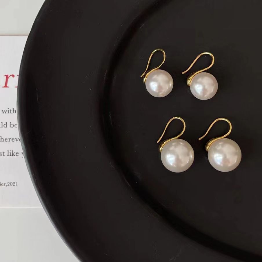 Yuan Youshijia Perfect Circle Pearl Silver Gray Really Many Hemp High Heels Simple Classic Silver Ear Hook Vintage Earrings