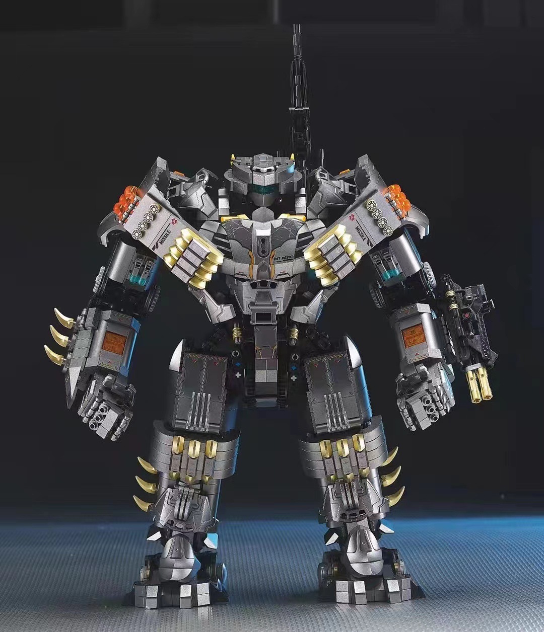 新款moc砖元素19008蝙蝠侠机甲蝙蝠战甲拼装模型积木玩具男孩