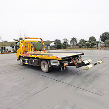 庆铃五十铃道路清障施救车 能够快速 及时疏导道路交通的特种车辆