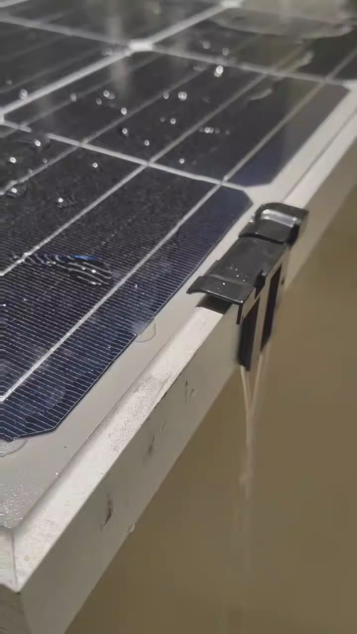 30mm光伏组件导水夹太阳能板导水工业排水紧固件光伏排水夹导流器