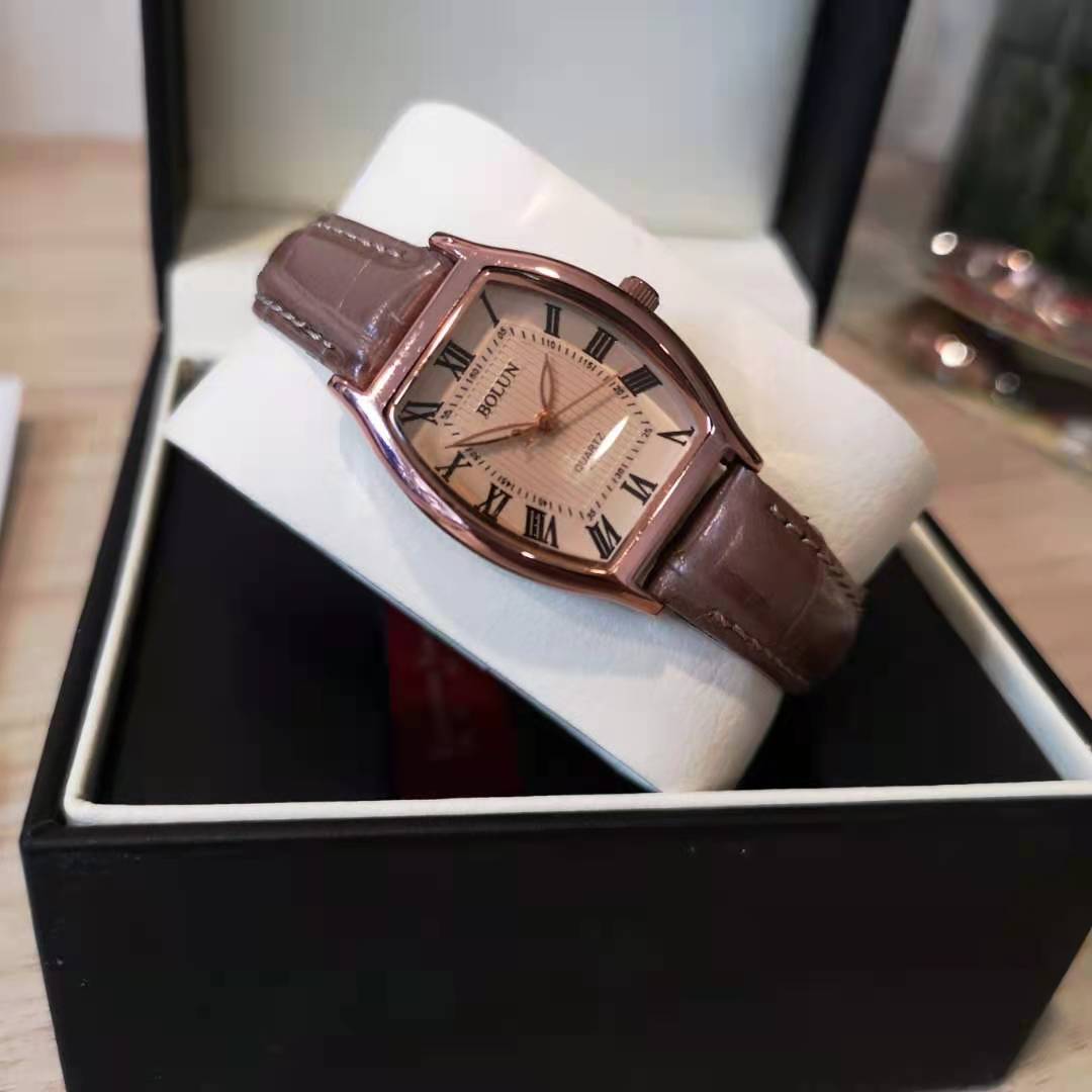 新款博伦bolun酒桶咖色表盘罗马面韩版时尚简约石英手表女