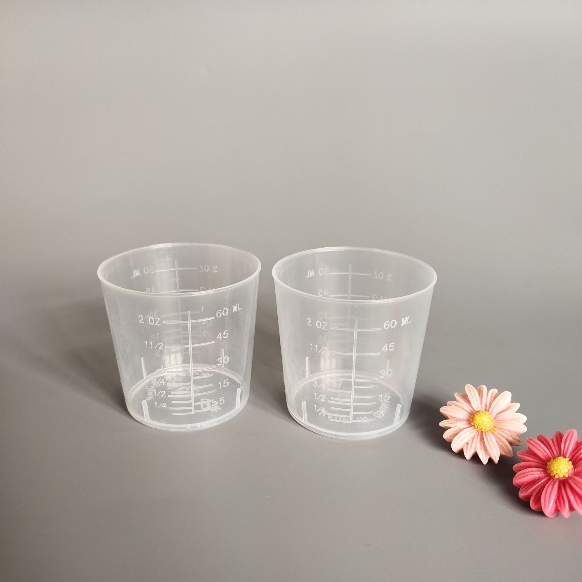现货60ml量杯 塑料量杯 带刻度量杯 60ml实验室量筒