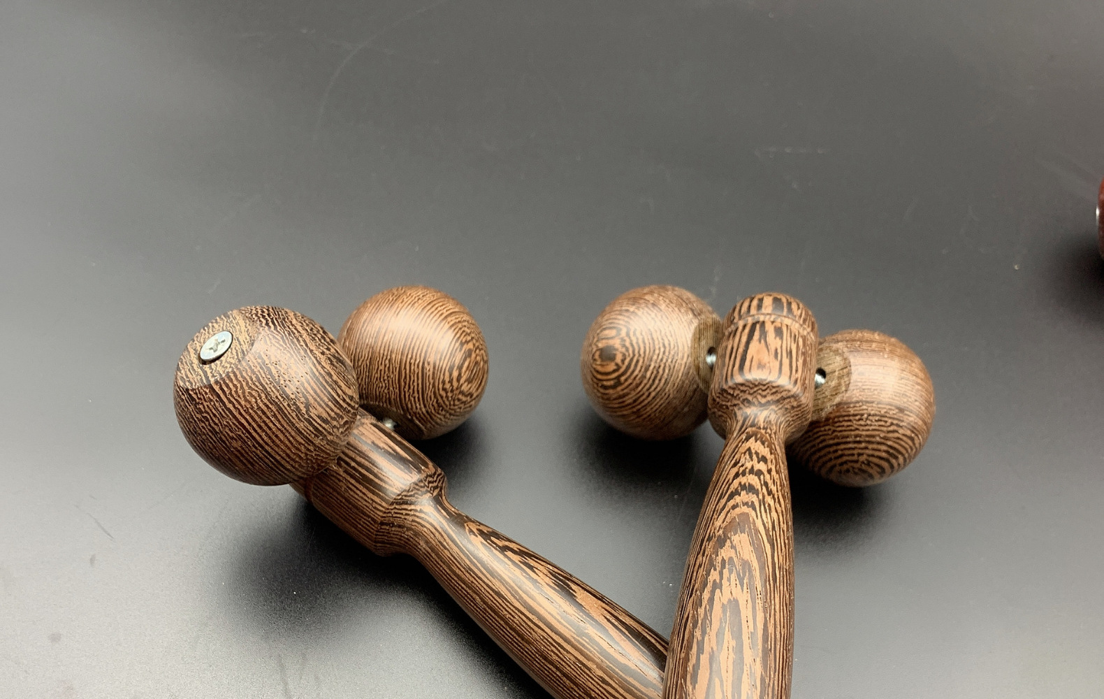 鸡翅木滚轮全方位按摩器 面部瘦脸两轮按摩球 木质工艺品批发