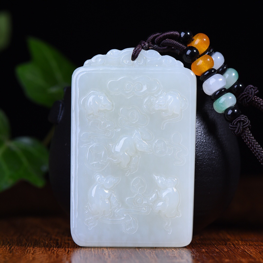 保真和田玉金鼠福临门吊牌项链 新疆和田玉五鼠运财玉牌吊坠