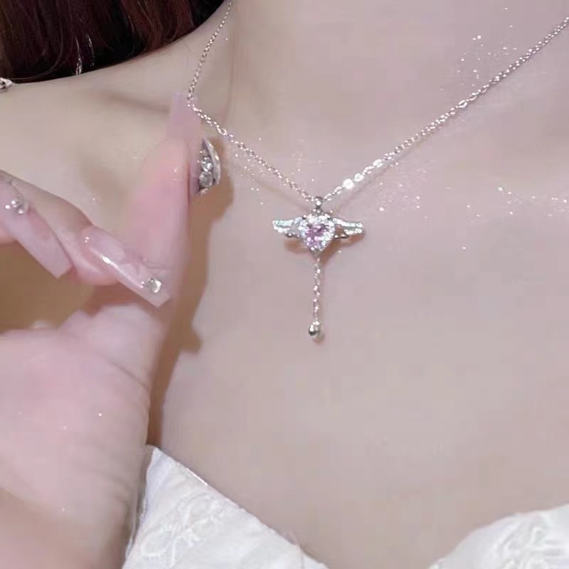 S925 Silver Moving Little Wing Cupid Heart Necklace Zircon Pendant Design Love Angel Clavicle Chain