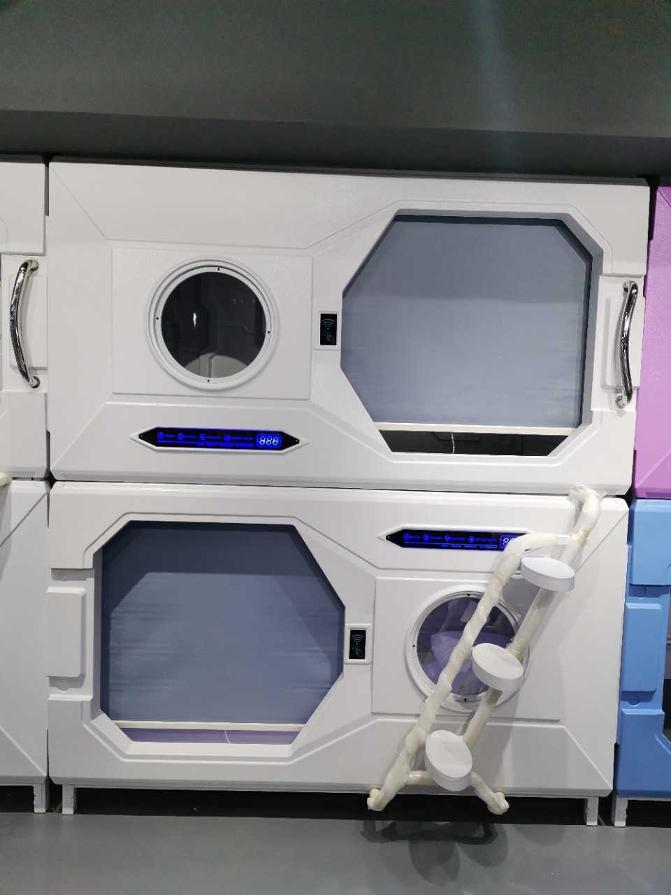 厂家直销欧洲,美国,东南亚热销胶囊舱 太空舱 桑拿会所胶囊舱