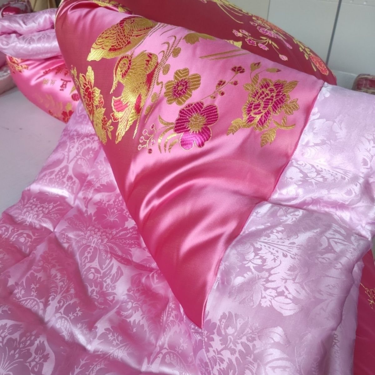 老式被子丝绸缎包边棉被传统手工结婚喜被杭州绸缎被面棉花被